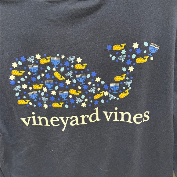 Vineyard Vines Menorah T-Shirt Long Sleeve Men Navy Blue Crewneck M, like new - Picture 5 of 7
